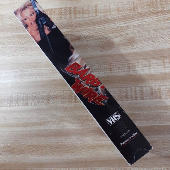 Barb Wire 1996 VHS Rare Screener Copy Pamela Anderson Polygram Vid Scifi Cult VG - Picture 4 of 7